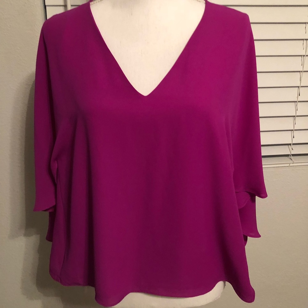 Magenta short sleeve top